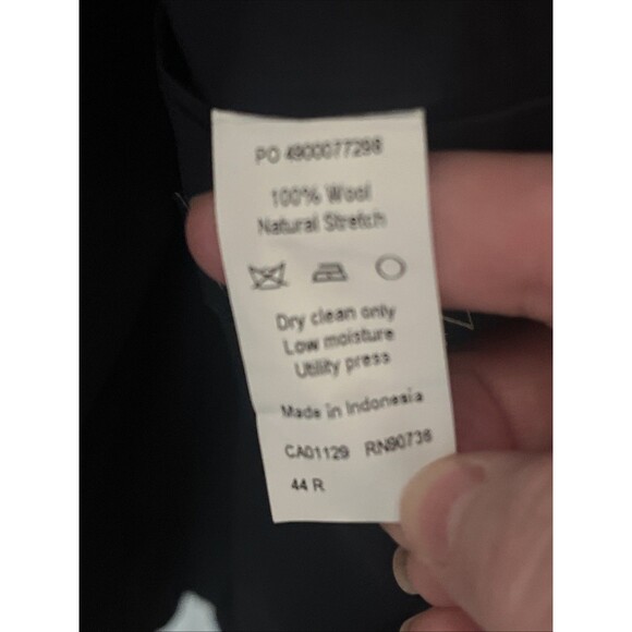 Lauren Ralph Lauren Men's Wool Navy Two Gold Button Blazer Sport Coat Size 44R - Picture 3 of 3